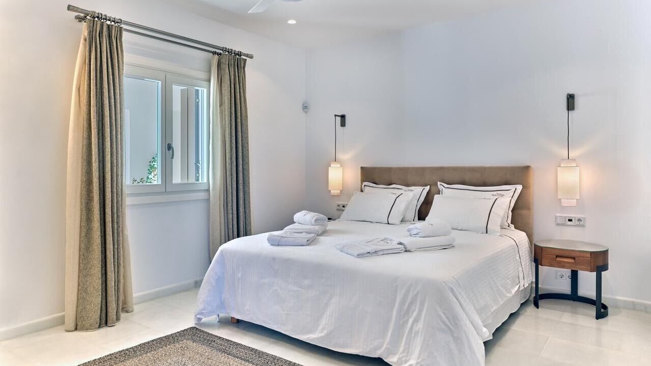 Photo of Bedroom in Paros