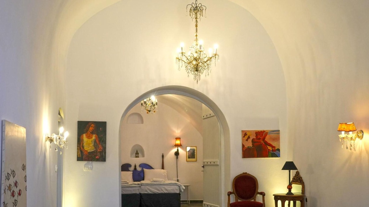 Photo of Bedroom in Emporio
