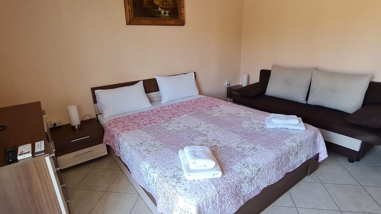 Photo of Bedroom in Drama