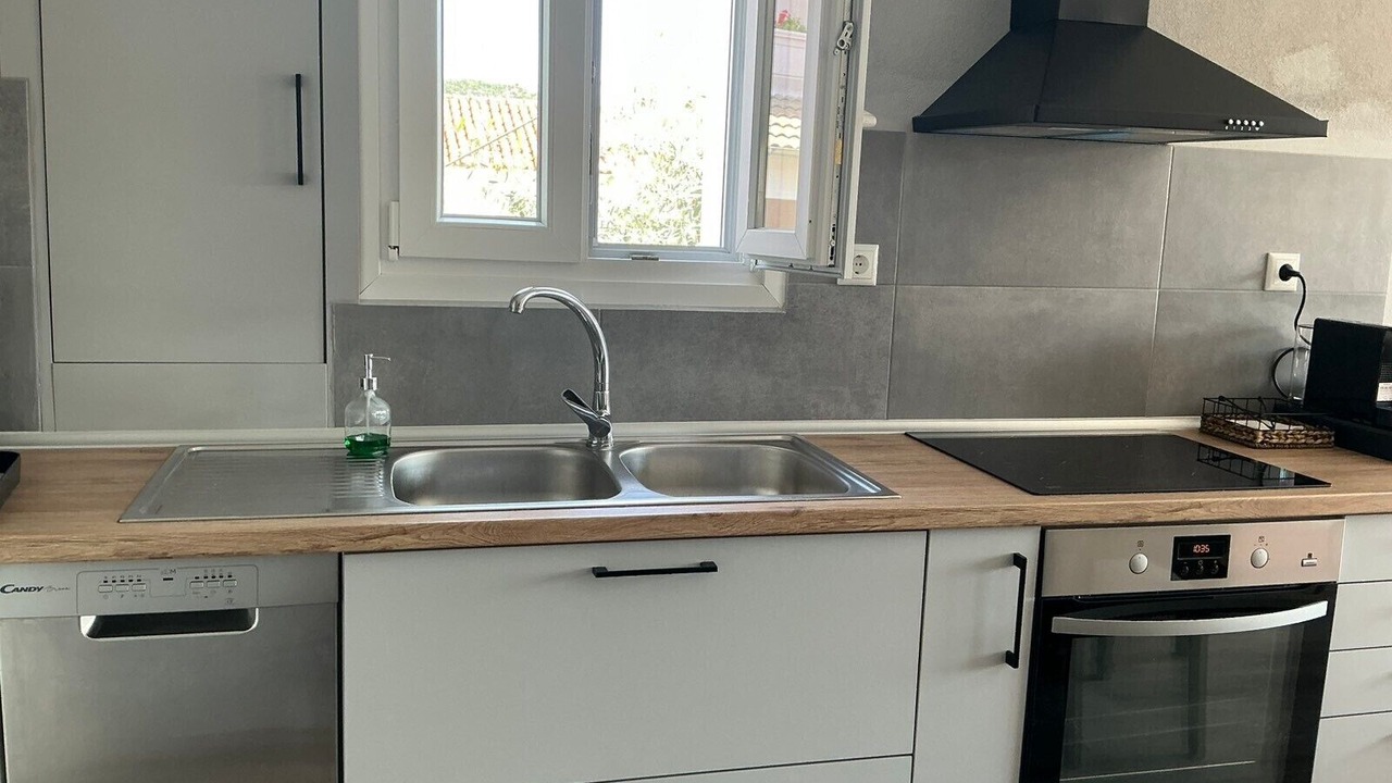Photo of Kitchen in Pangaio