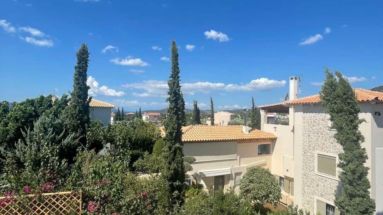 Photo of Outdoor in Plepi