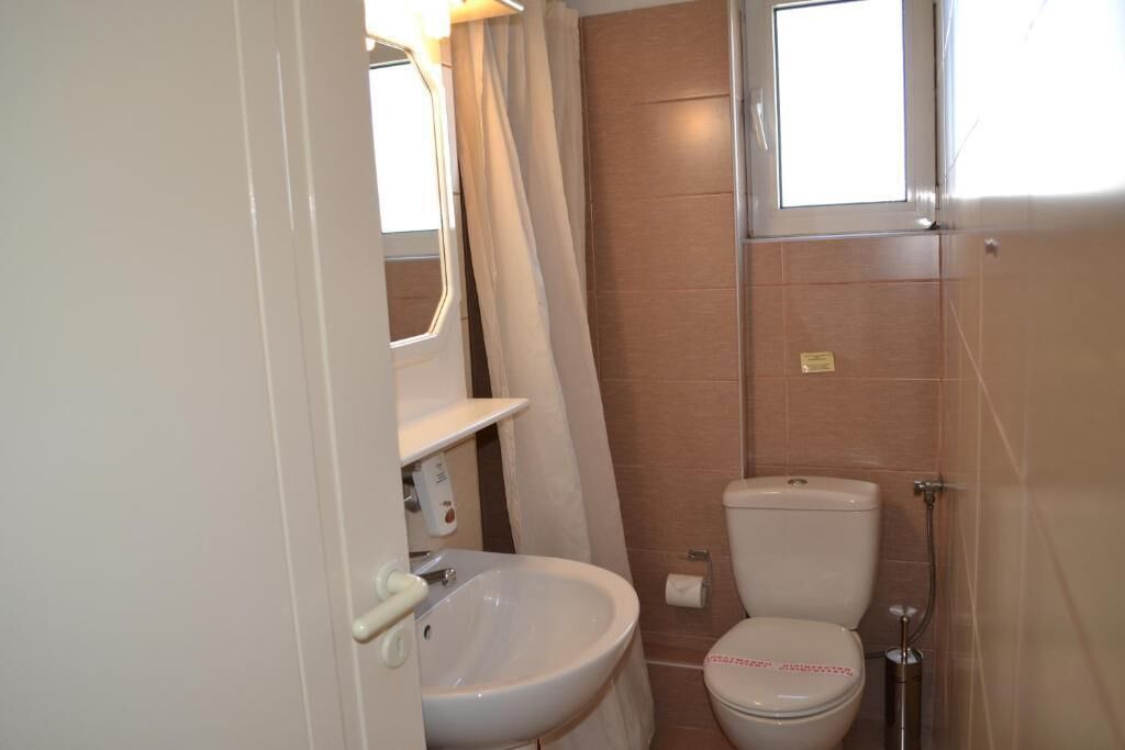 Photo of Bathroom in Marousi