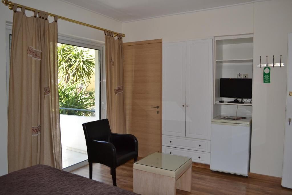 Photo of Bedroom in Marousi