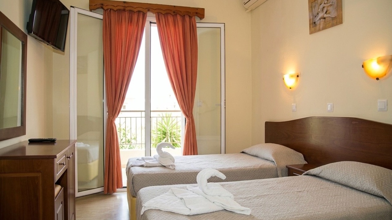 Photo of Bedroom in Agios Stefanos Avliotes