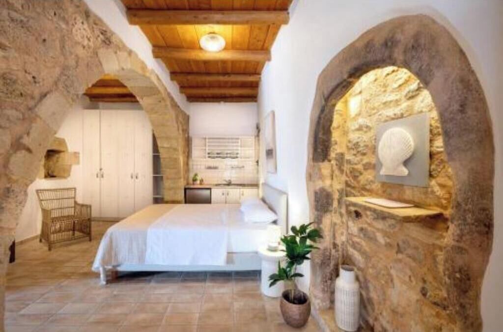 Photo of Bedroom in Filaki
