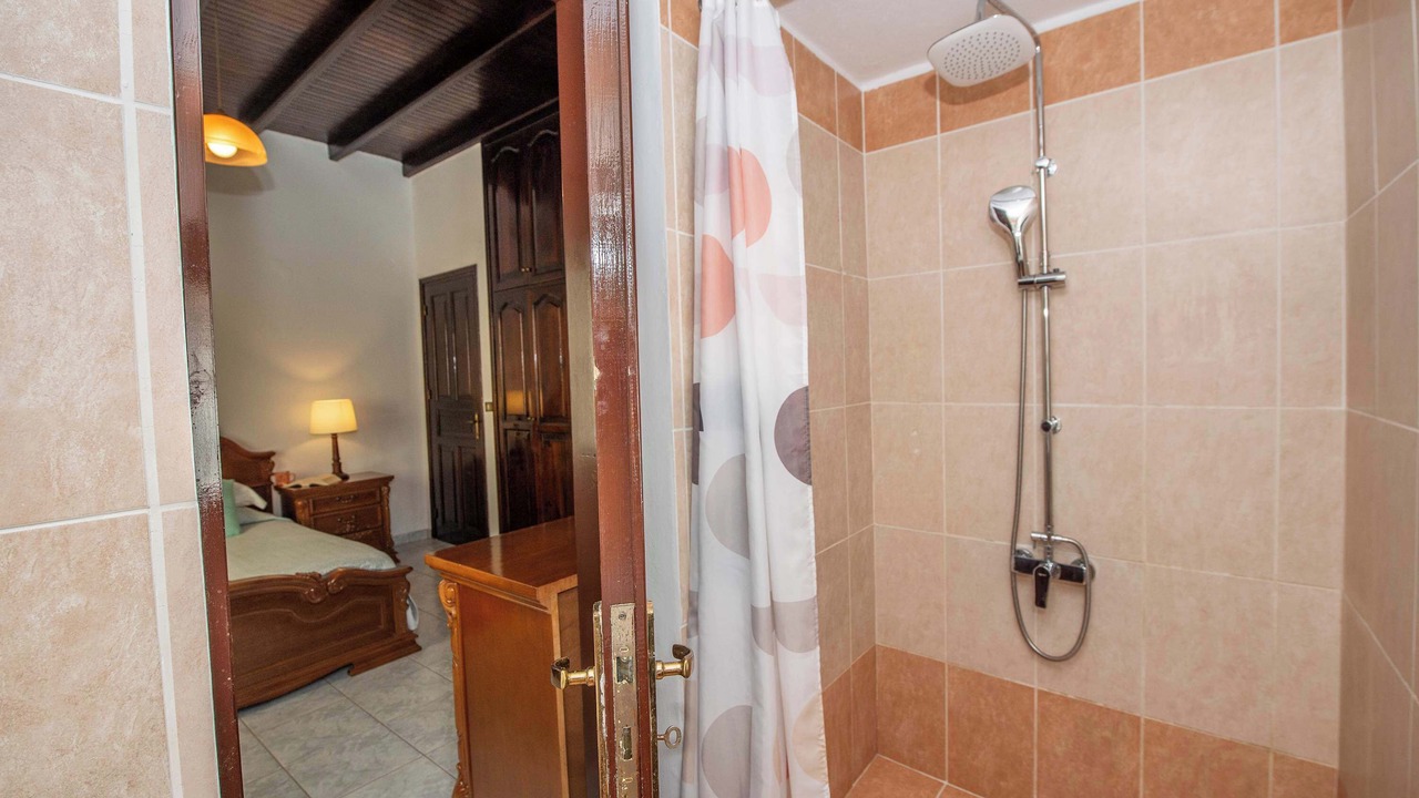 Photo of Bathroom in Antipernoi