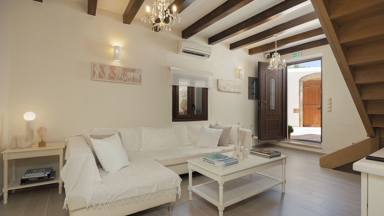Photo of Livingroom in Chromonastiri