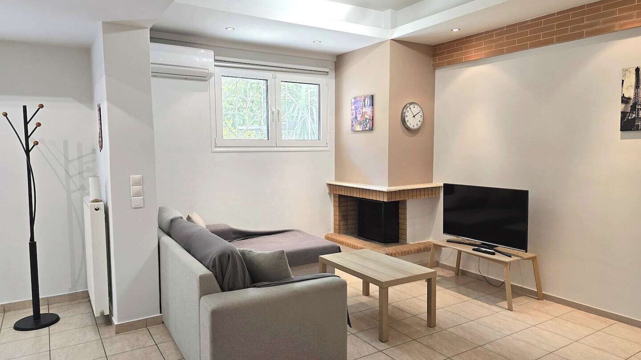 Photo of Livingroom in Marousi