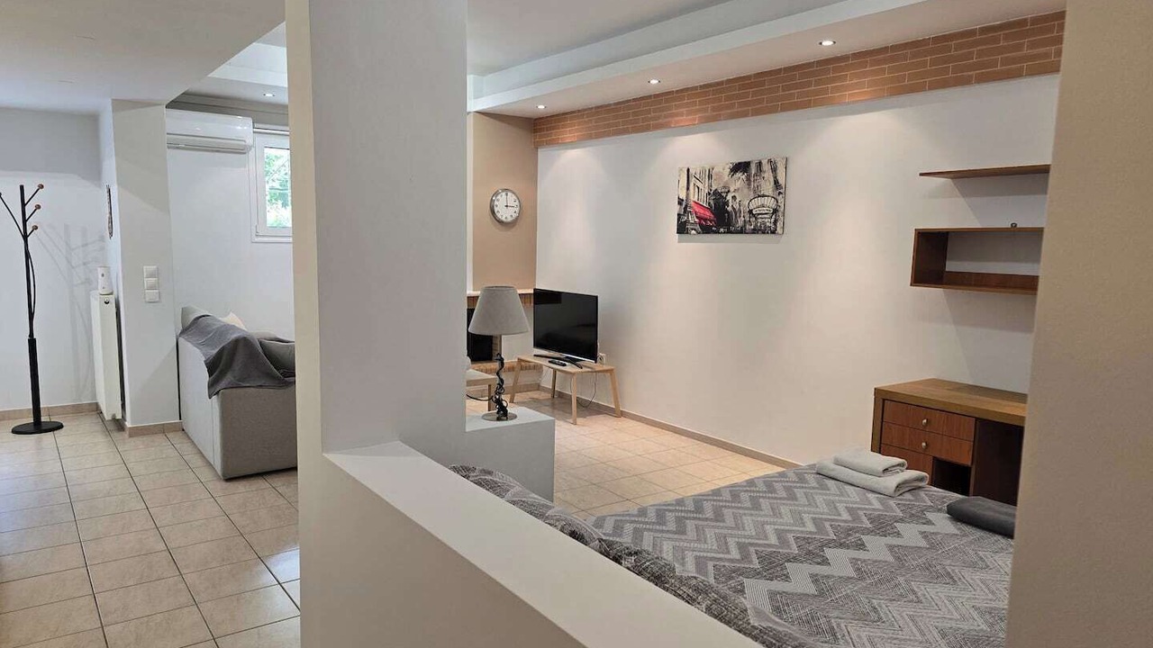 Photo of Bedroom in Marousi