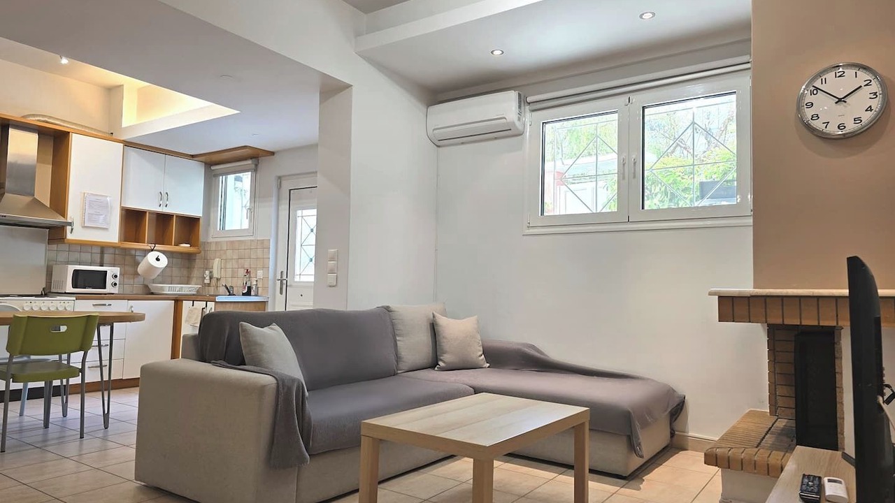 Photo of Livingroom in Marousi