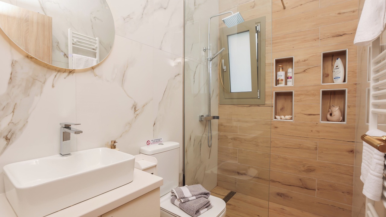 Photo of Bathroom in Velonades