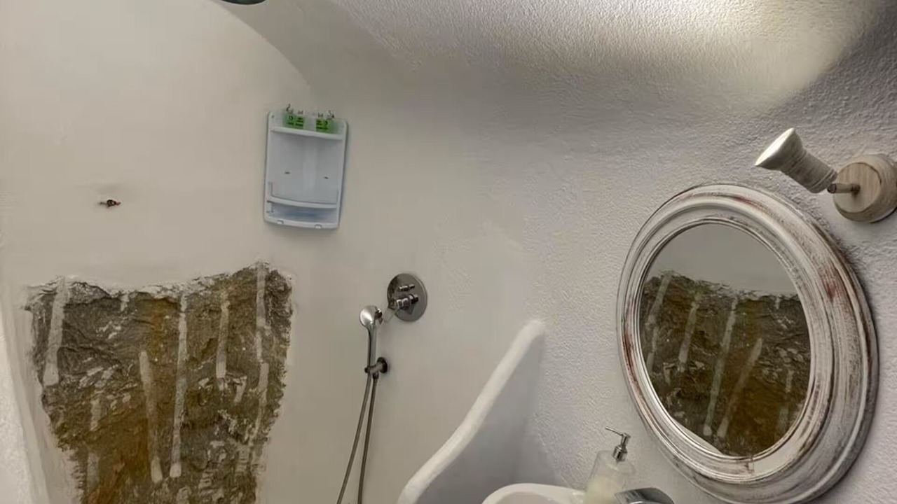 Photo of Bathroom in Emporio