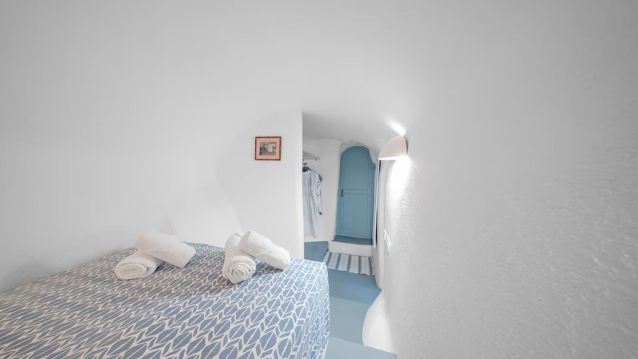 Photo of Bedroom in Emporio