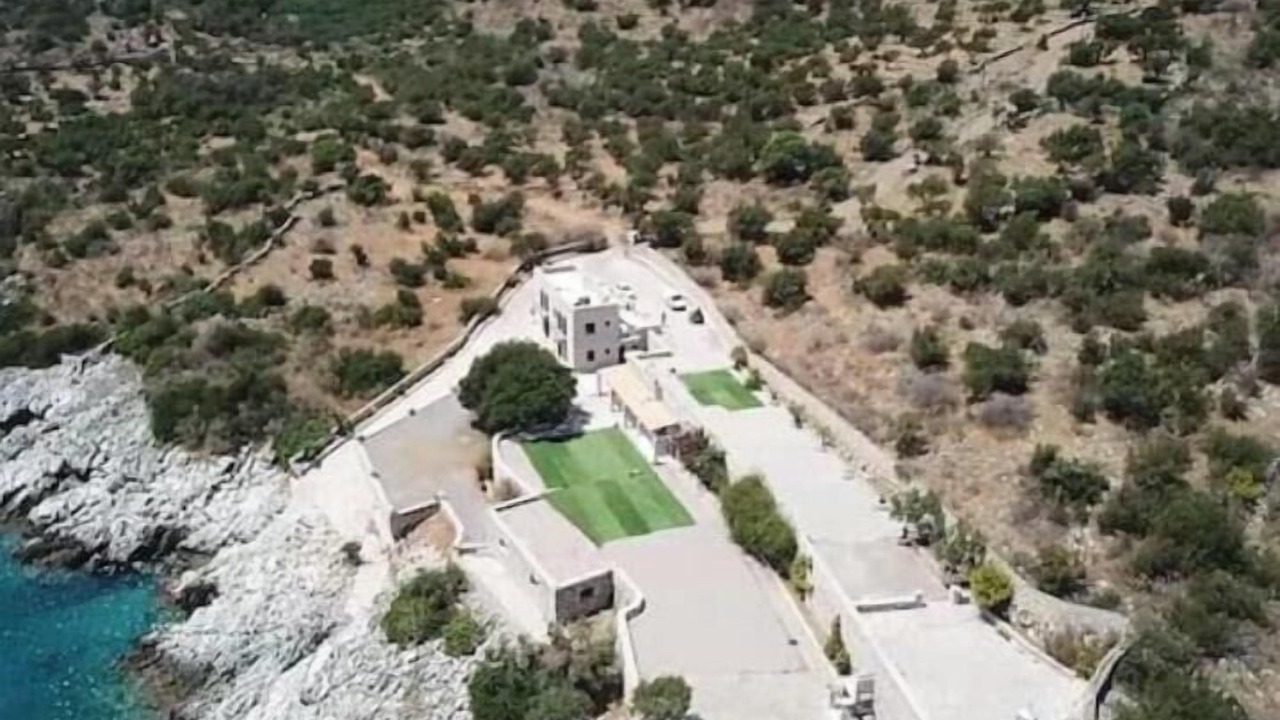 Photo of Outdoor in East Mani