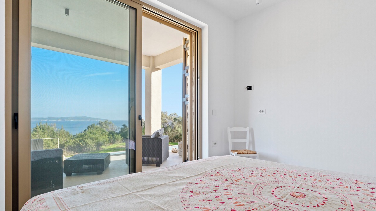 Photo of Bedroom in Evgiros