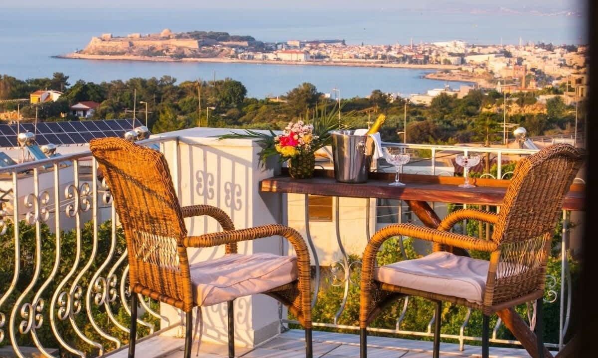 Photo of Patio Balcony in Violi Charaki