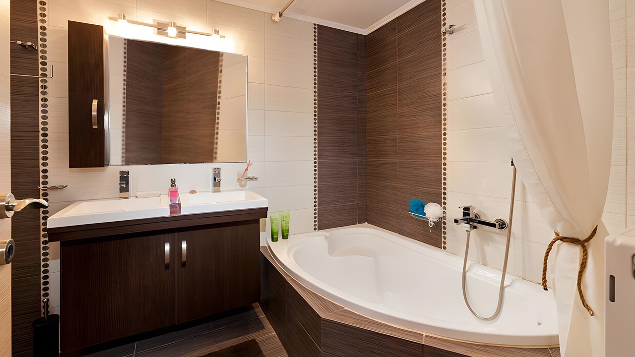 Photo of Bathroom in Megala Chorafia