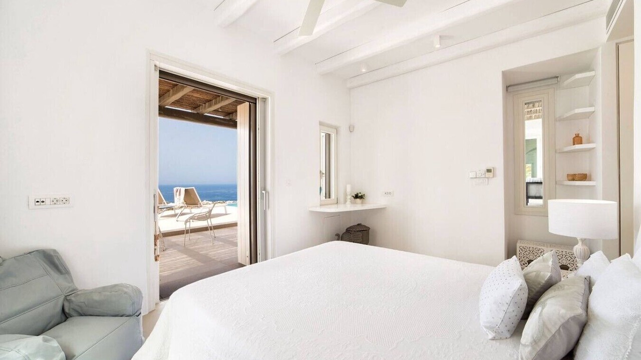 Photo of Bedroom in Nea Cryssi Akti