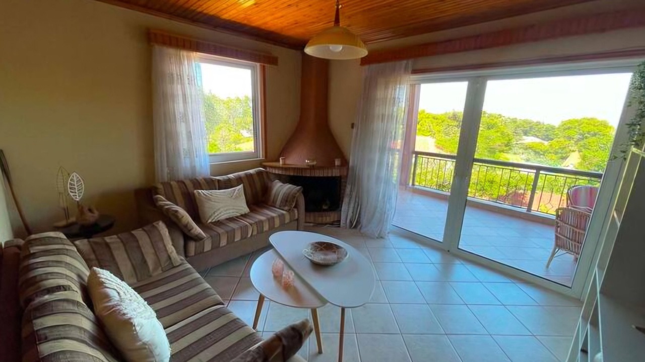 Photo of Livingroom in Markopoulo Mesogaias