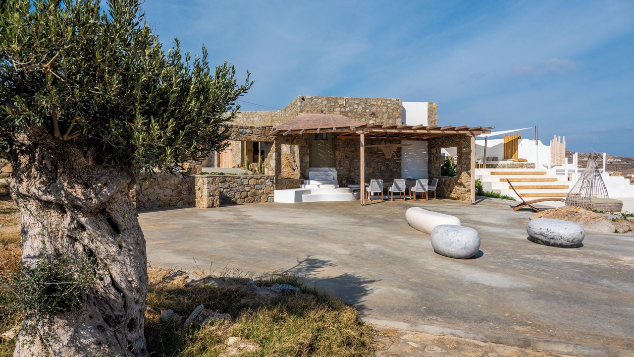 Photo of Outdoor in Plintri