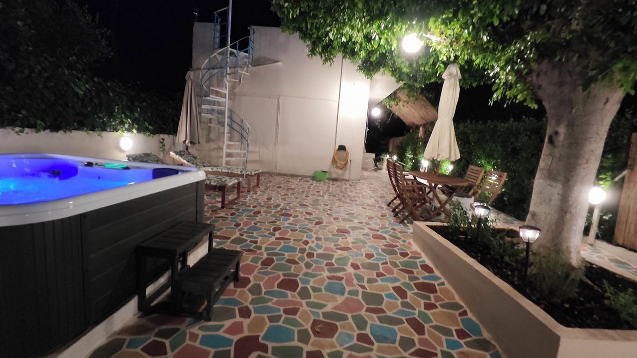 Photo of Patio Balcony in Malia