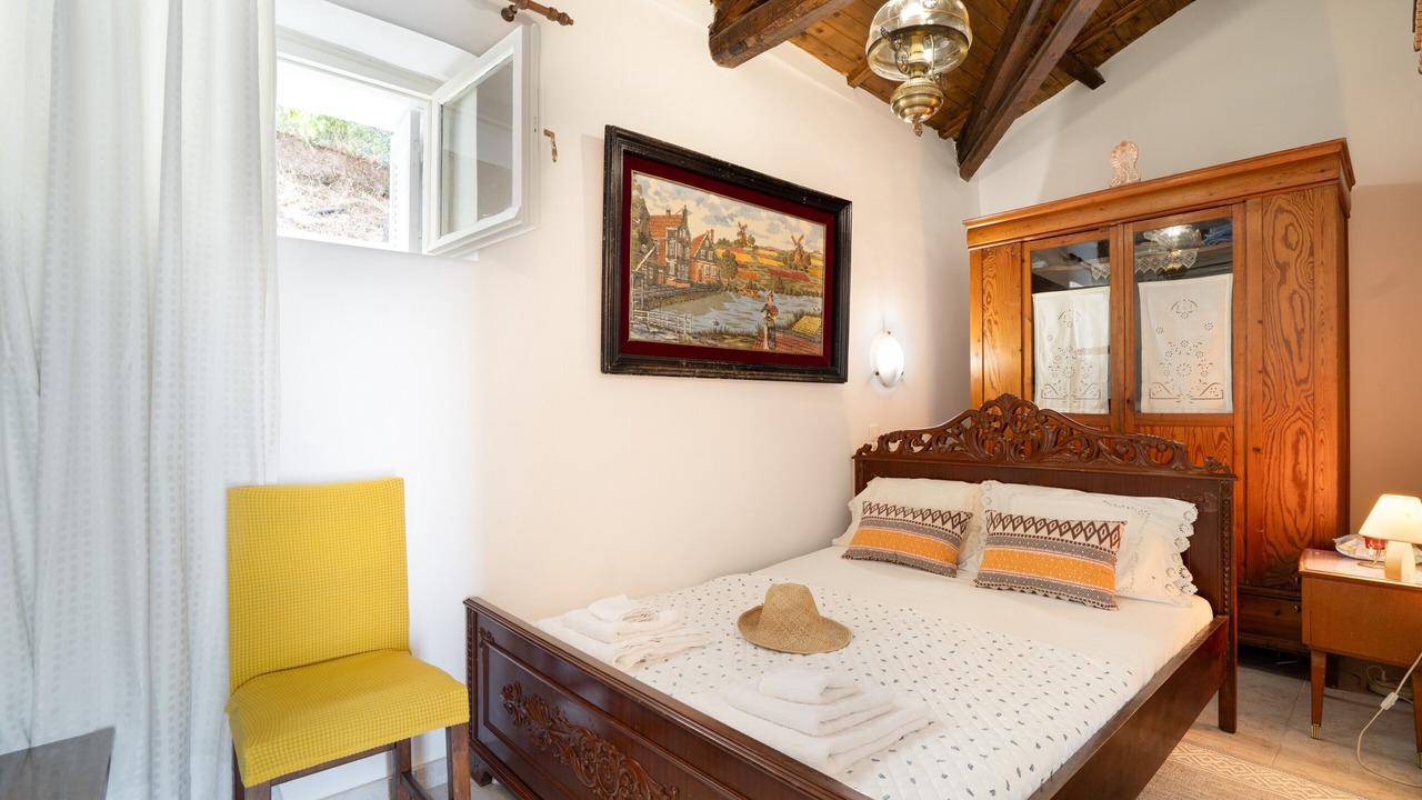 Photo of Bedroom in Aigialeia