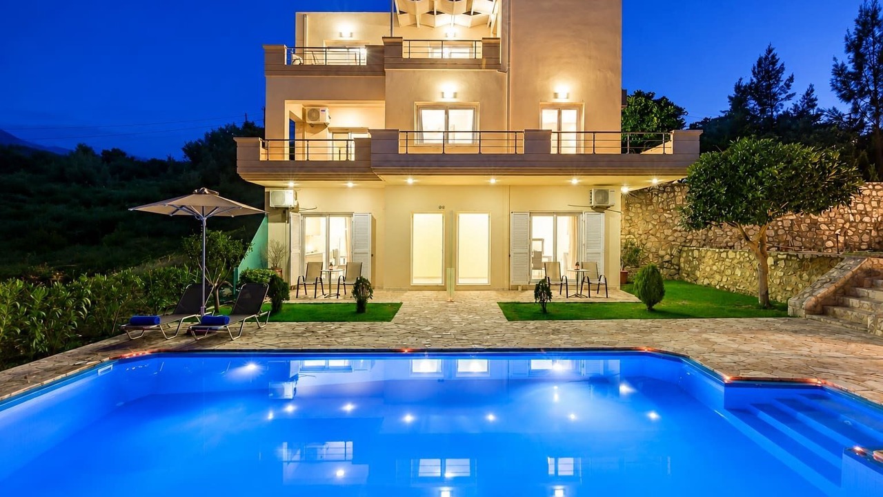 Photo of Outdoor in Exopoli