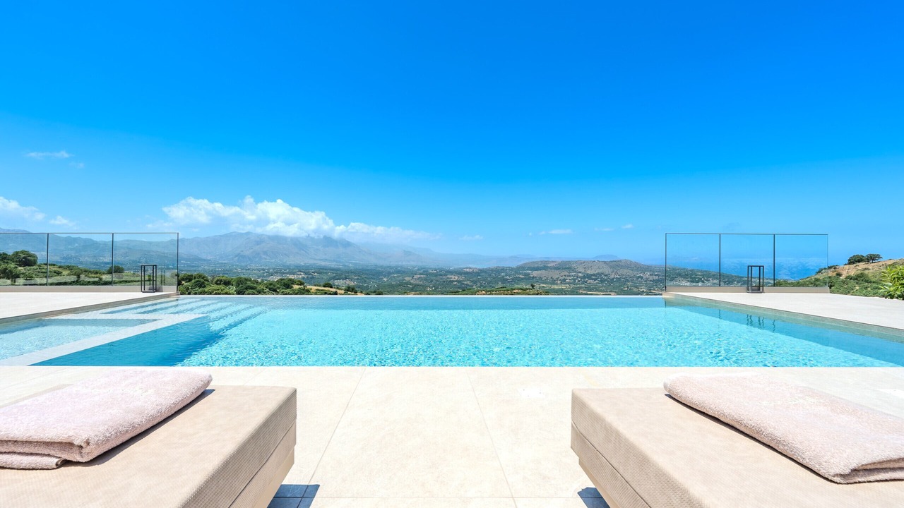 Photo of Outdoor in Monopari