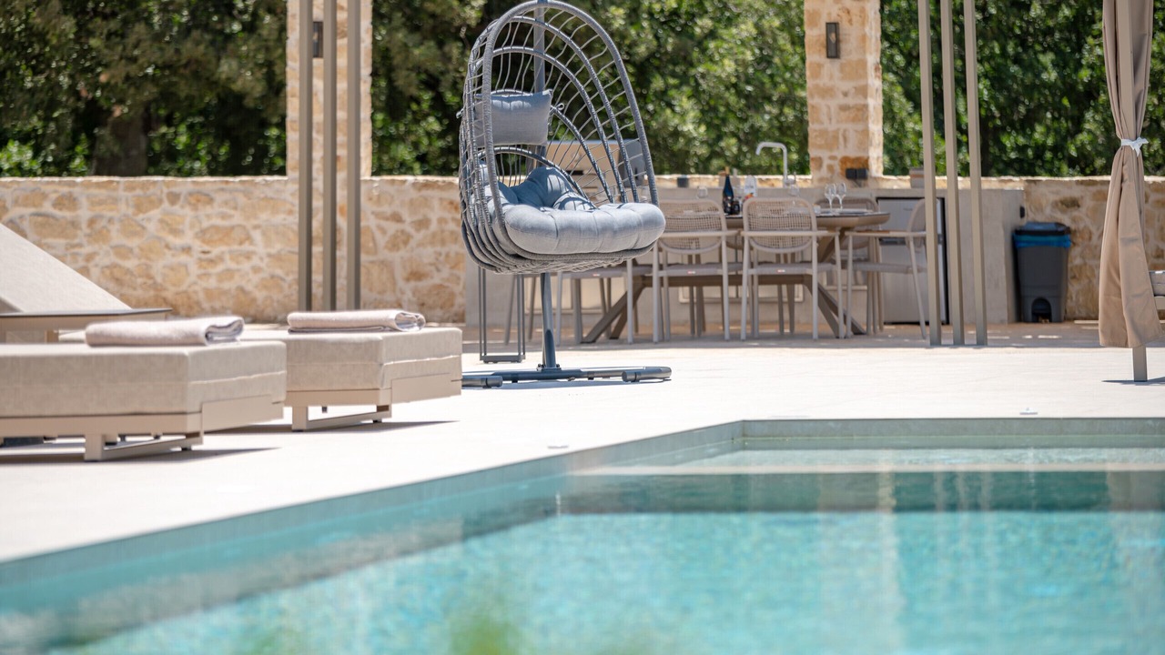 Photo of Outdoor in Monopari