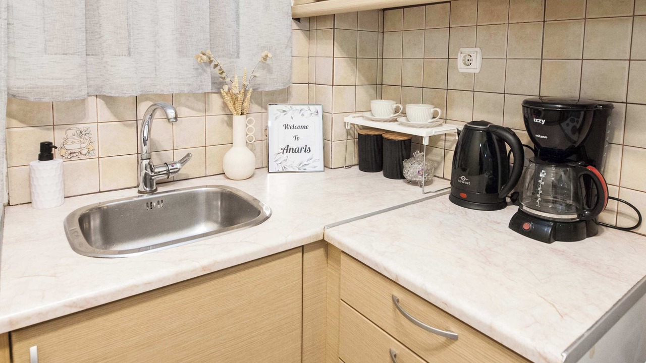 Photo of Kitchen in Keratsini-Drapetsona