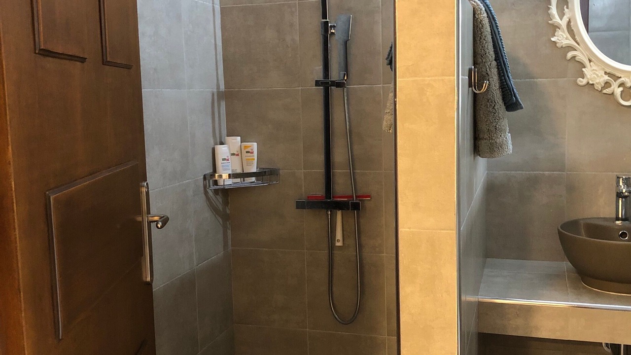 Photo of Bathroom in Thermaikos