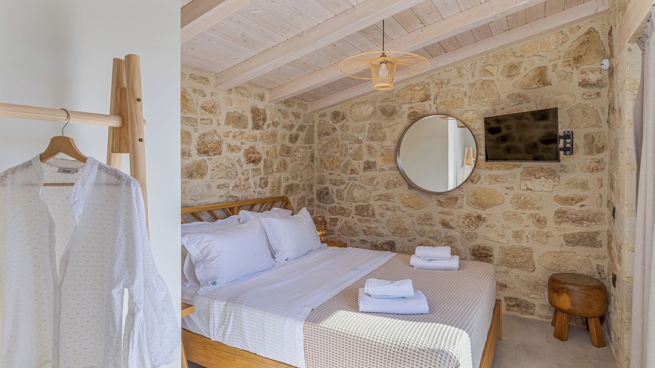 Photo of Bedroom in Minoa Pediada