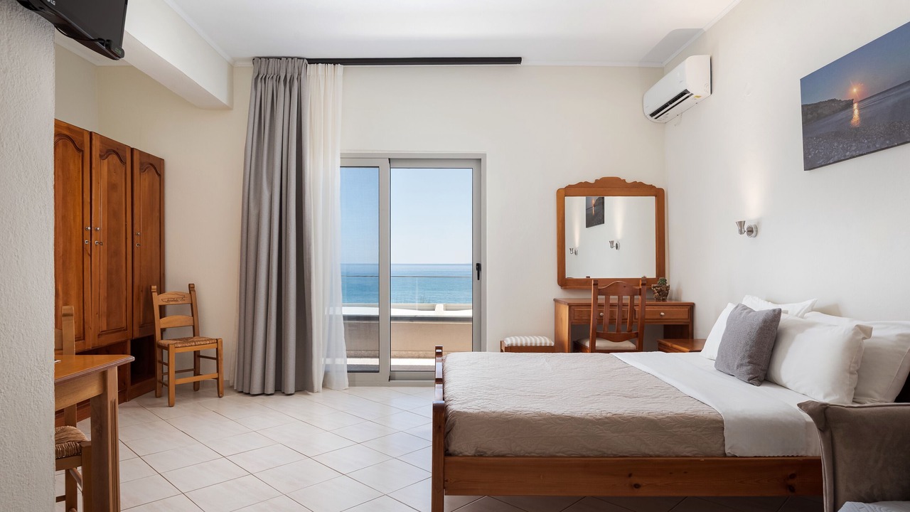 Photo of Bedroom in Fragkokastello