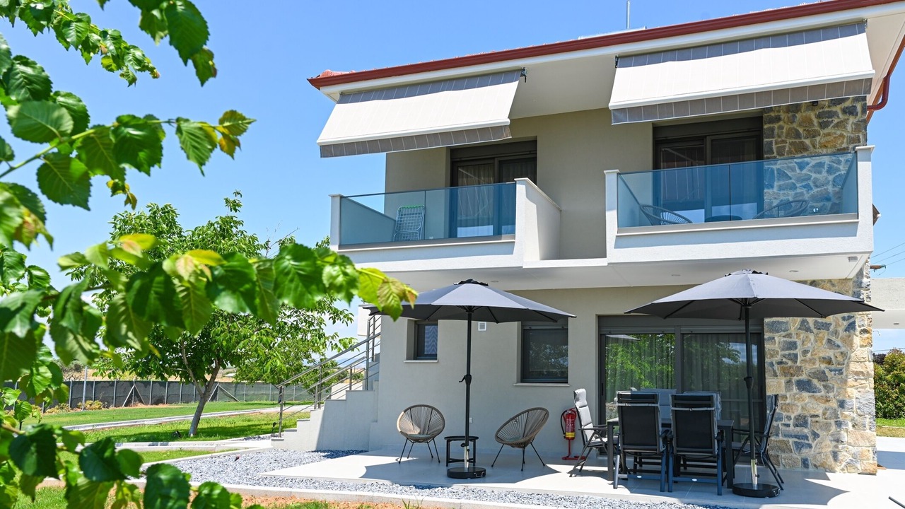 Photo of Outdoor in Paralia Dionysiou