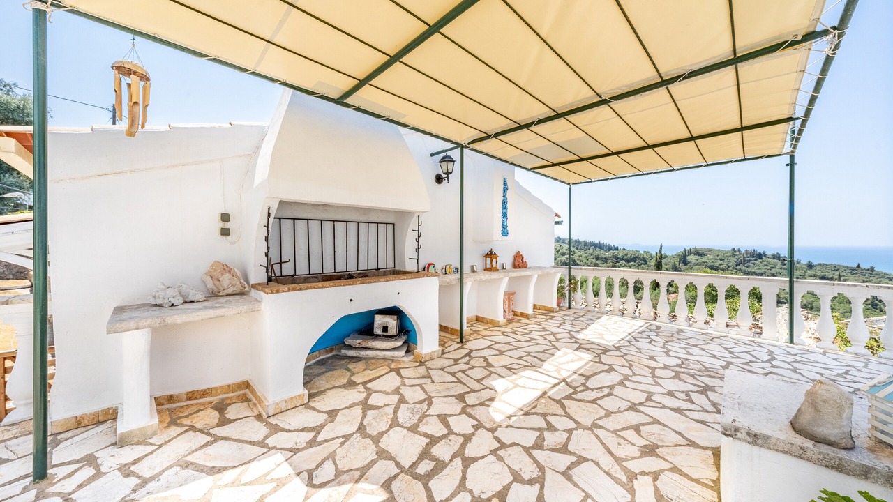 Photo of Patio Balcony in Petaleia