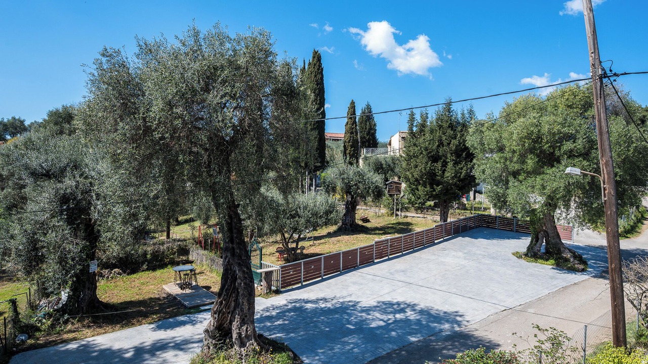 Photo of Outdoor in Dassia