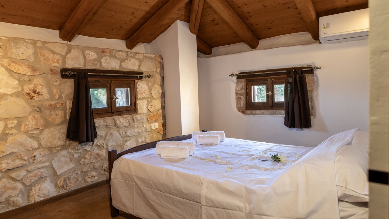 Photo of Bedroom in Porto Koukla
