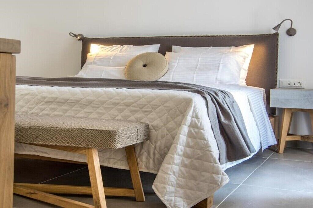 Photo of Bedroom in Kini