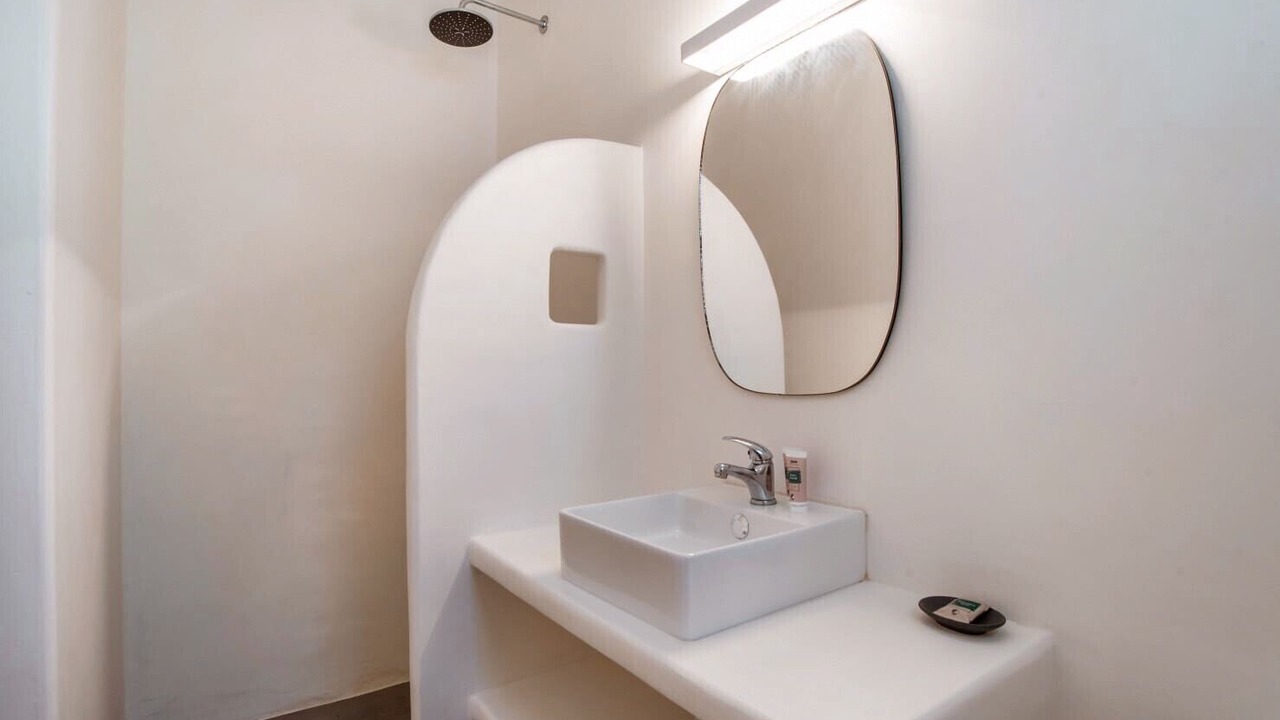 Photo of Bathroom in Parikia