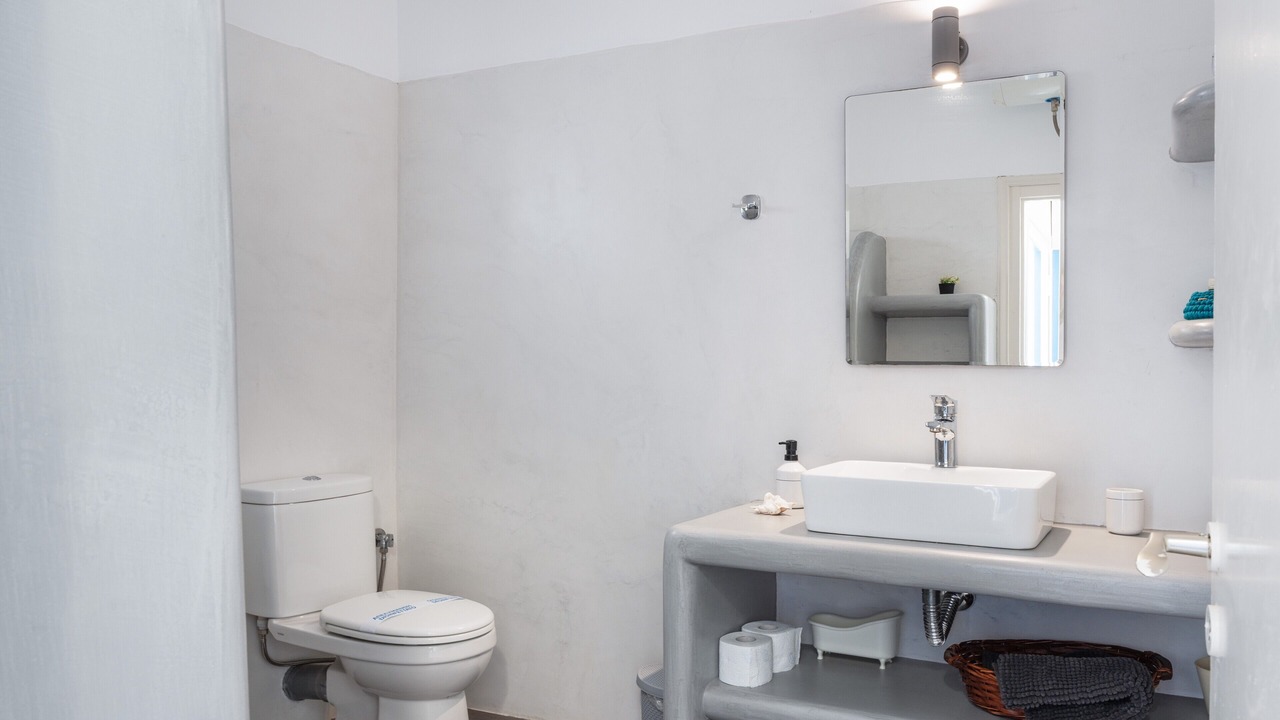 Photo of Bathroom in Kithnos