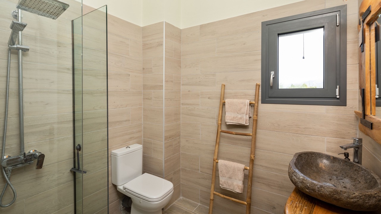 Photo of Bathroom in Velonades
