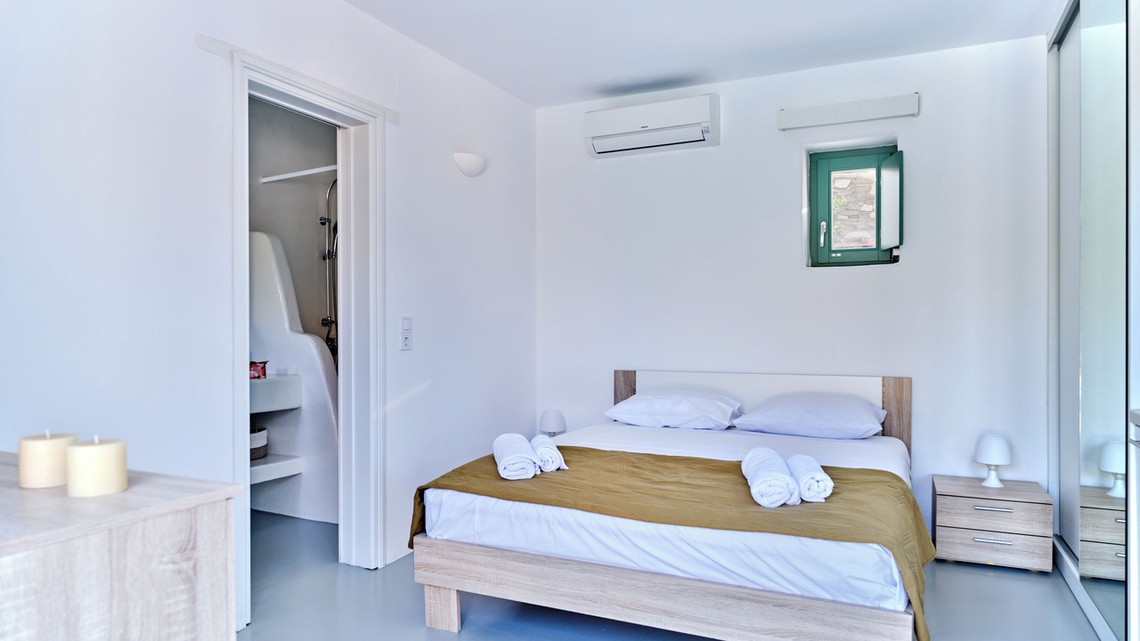 Photo of Bedroom in Chrissi Akti