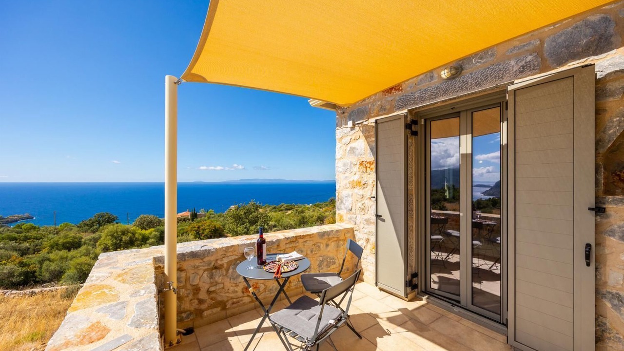 Photo of Patio Balcony in Lefktron