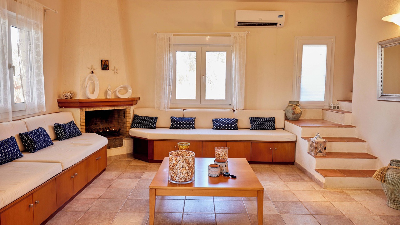 Photo of Livingroom in South Rhodes
