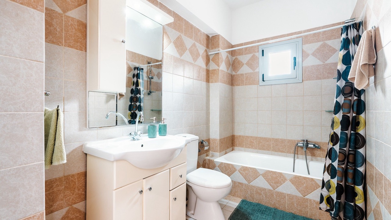 Photo of Bathroom in South Rhodes