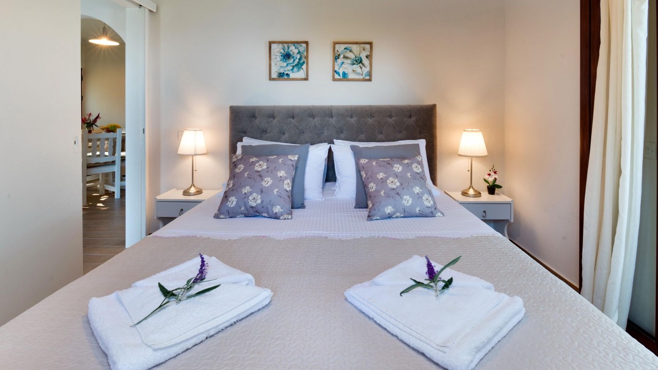 Photo of Bedroom in Longos
