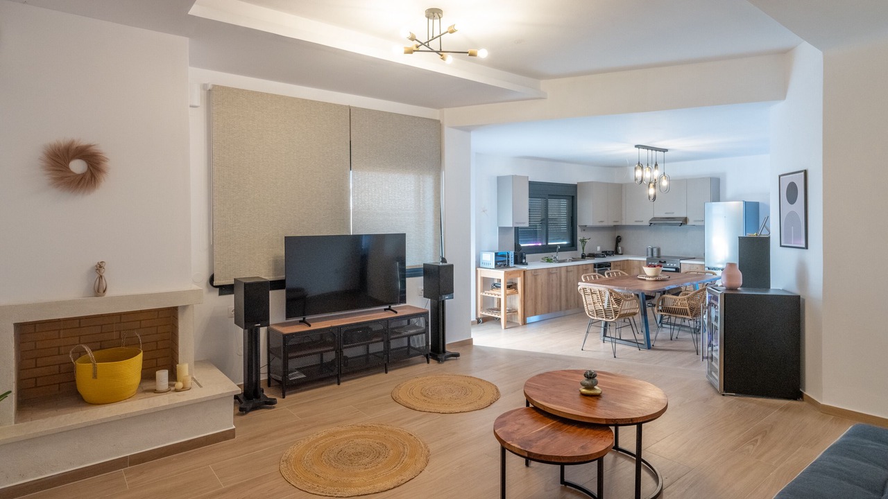 Photo of Livingroom in Malia