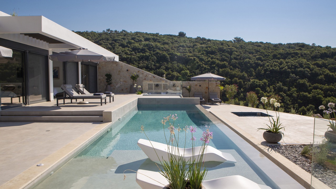 Photo of Outdoor in Evgiros
