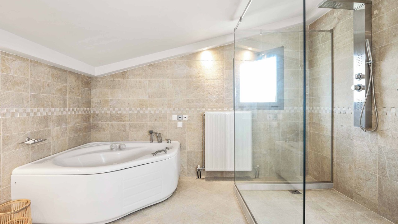 Photo of Bathroom in Kavos