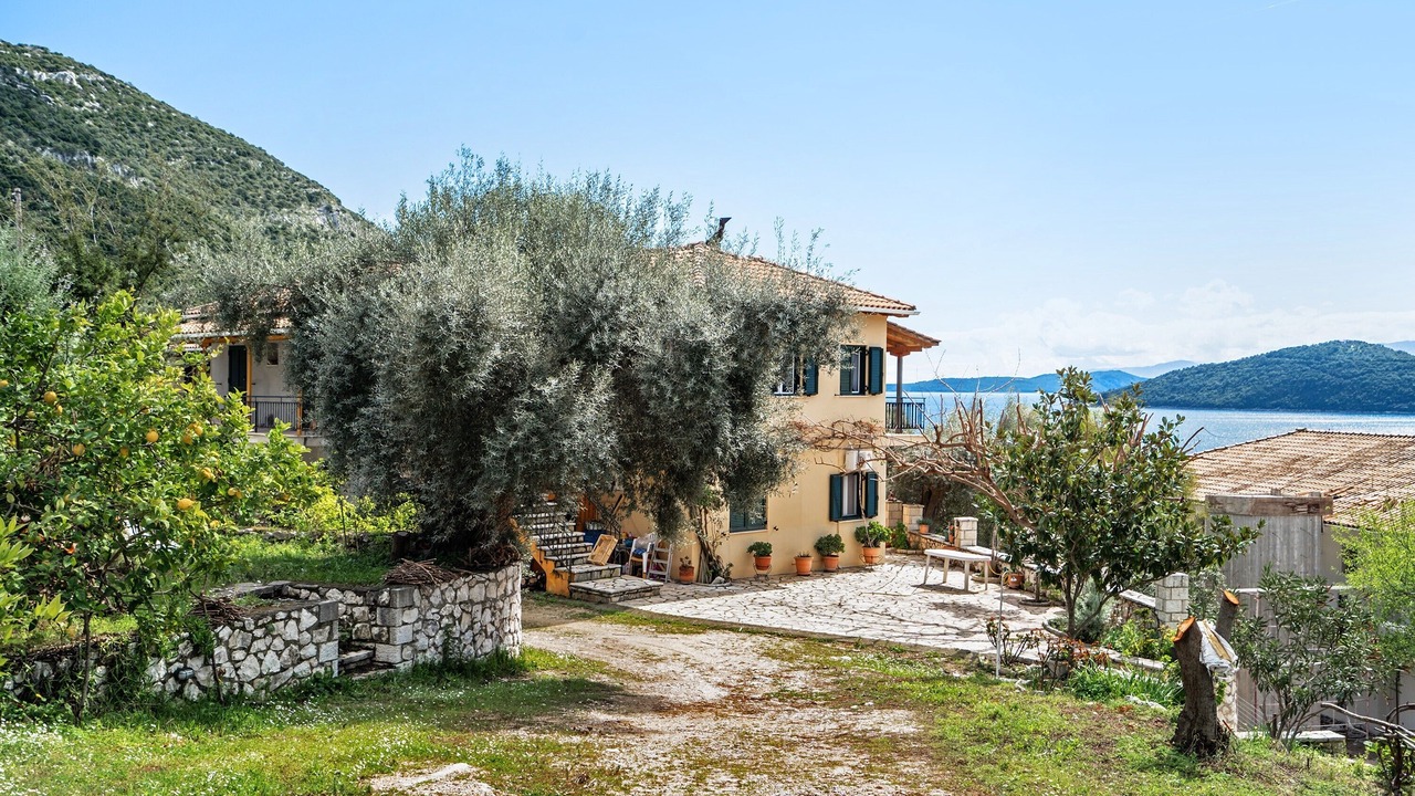 Photo of Outdoor in Mikros Gialos